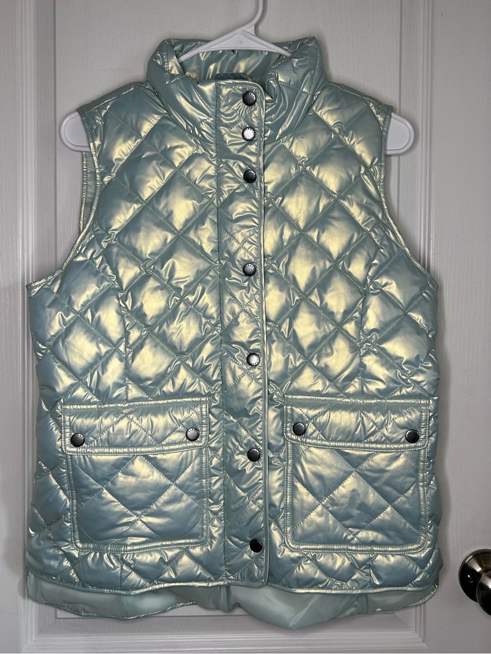 Talbots NWT Down Iridescent Snowbound Blue Quilted Puffer Vest Small Petite